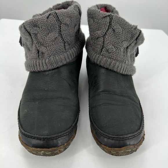 Simple Leather Cable Knit Winter Snow Boots Gray Black Womens 7.5 - Picture 2 of 12